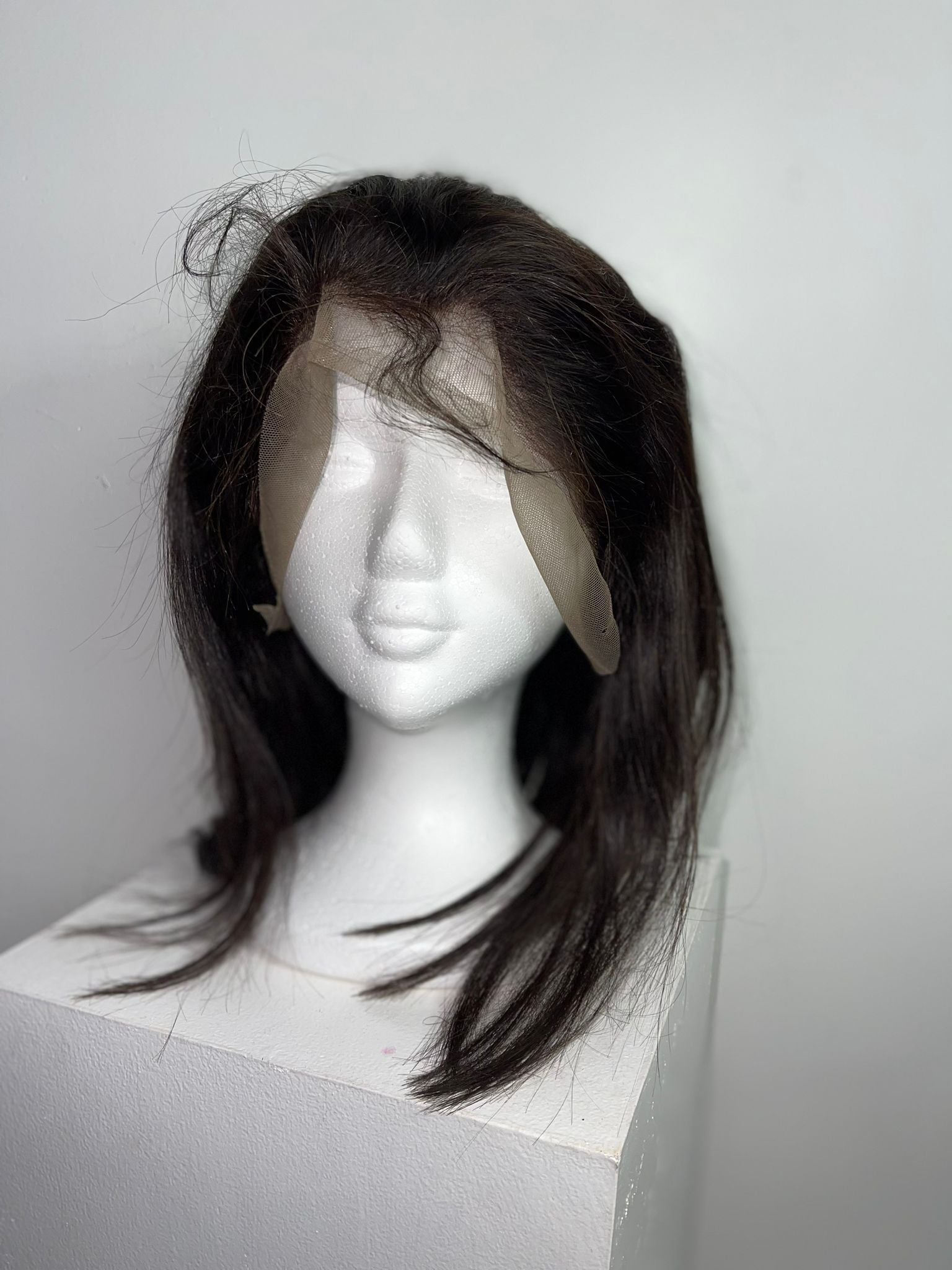 14 Inch Bob Wig Lace Front 13x4 – Sleek, Stylish, and Effortlessly Chic