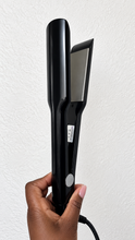 The Lillian Michel Straightening 80-150W Flat Iron Professional Hair Straightener