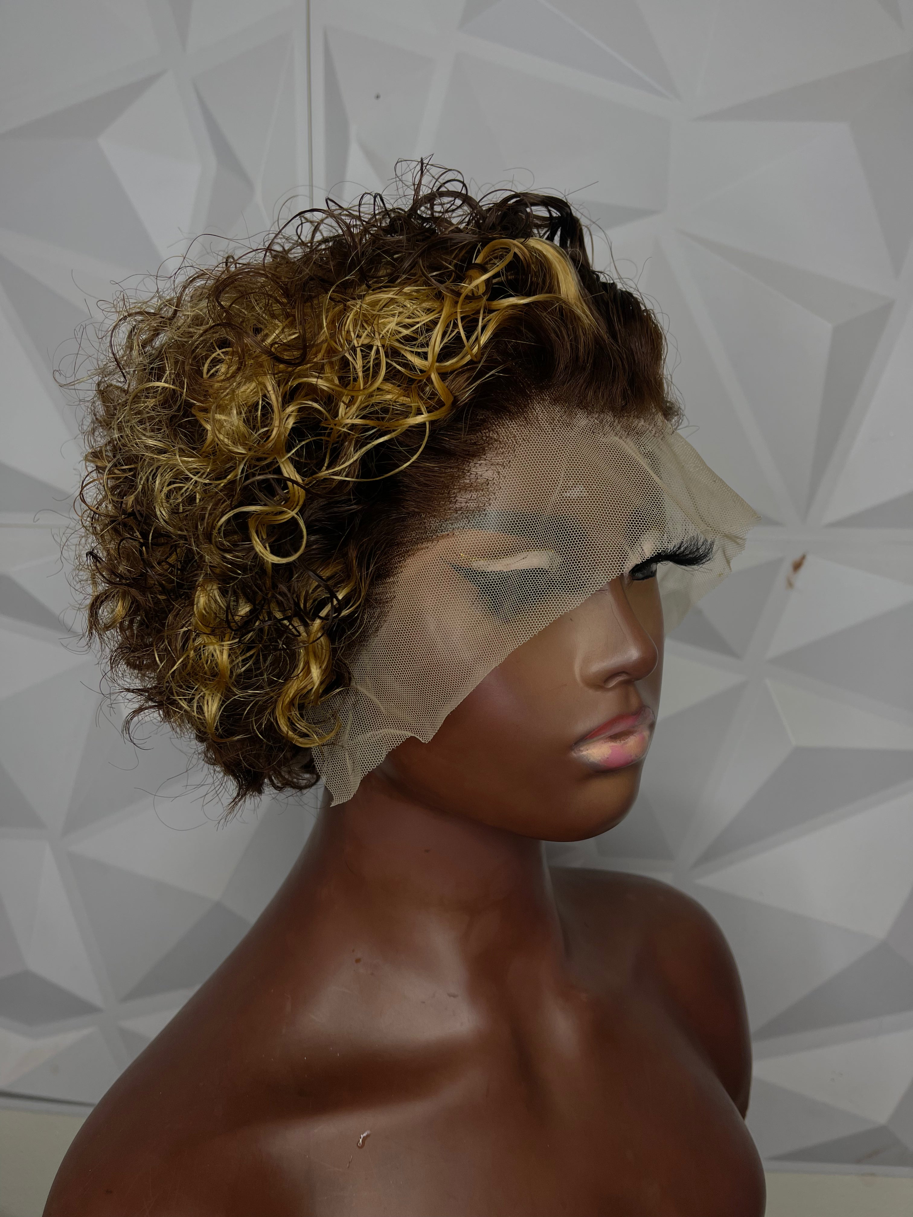 Highlighted Short Curly