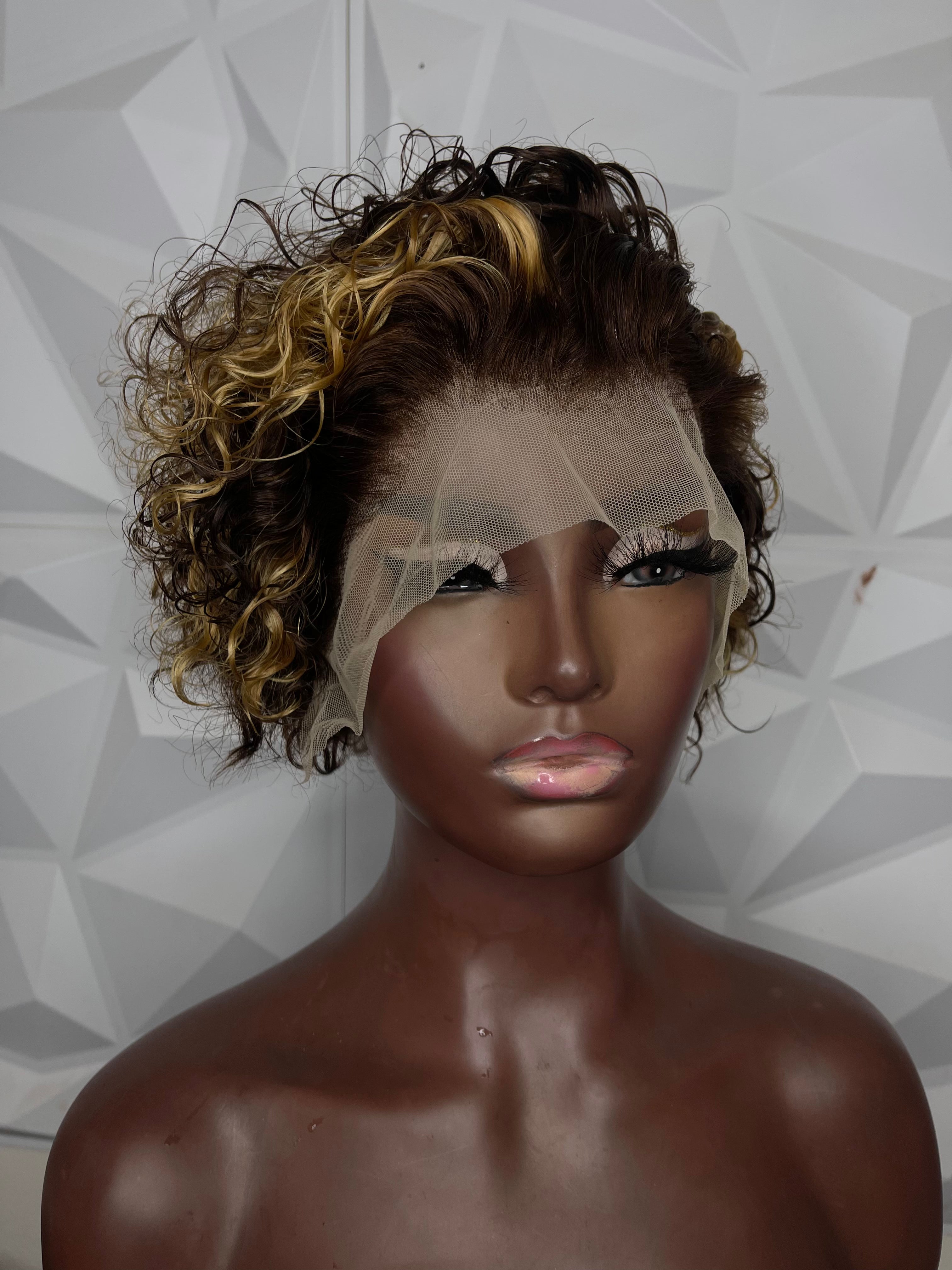 Highlighted Short Curly